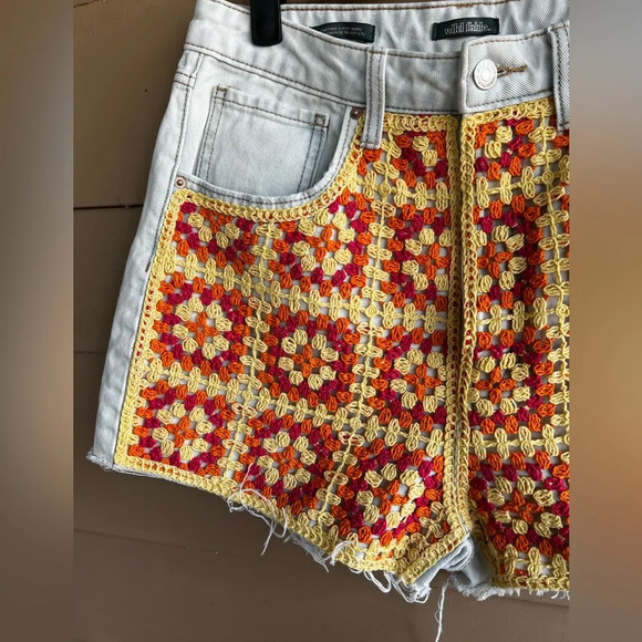 Wild Fable Highest Rise Cutoff Shorts Women's Size 8 Crochet Summer Beach Casual - Picture 4 of 6